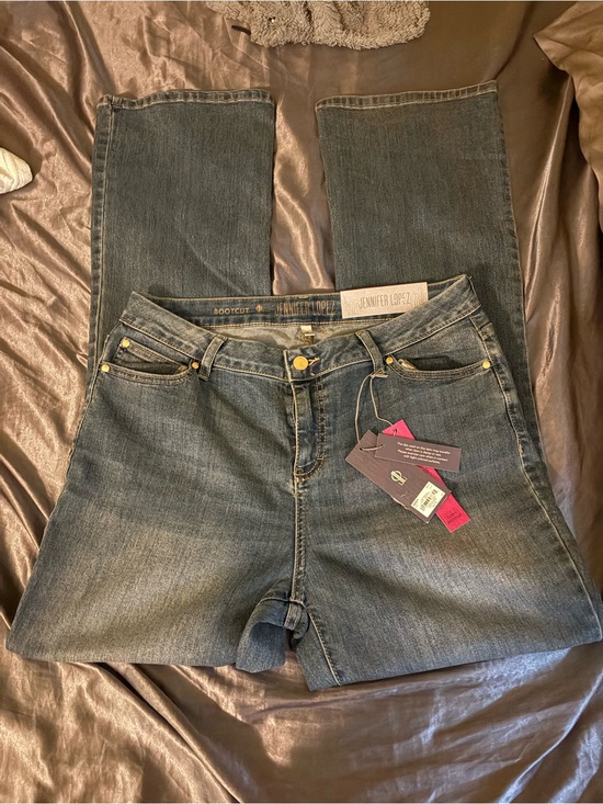 Jennifer Lopez Denim - Jennifer Lopez Women's Bootcut Jeans - Medium Blue